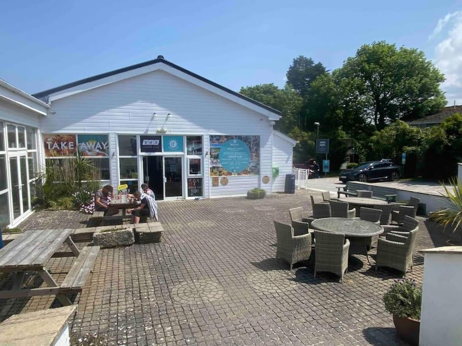 Surf'S Up! Perfect Base For Holidays Or Work In Cornwall St Columb Major Eksteriør billede