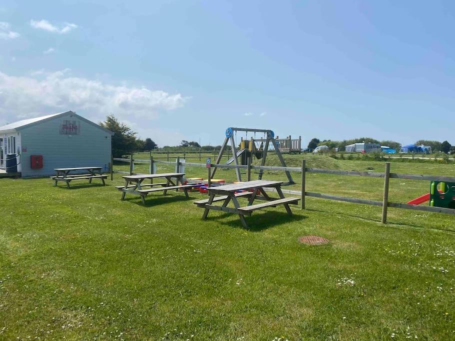 Surf'S Up! Perfect Base For Holidays Or Work In Cornwall St Columb Major Eksteriør billede